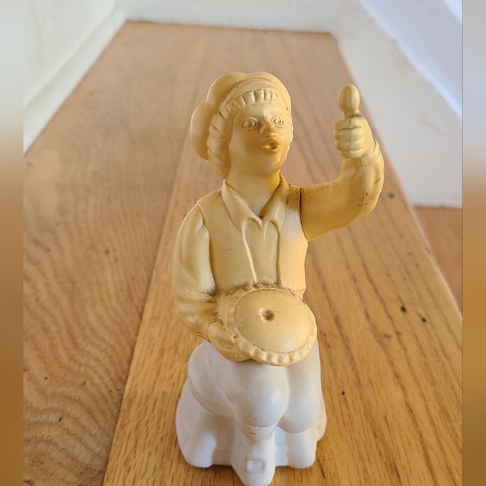 Vintage Avon glass perfume bottle "Little Jack Horner" Topaze Cologne Decanter